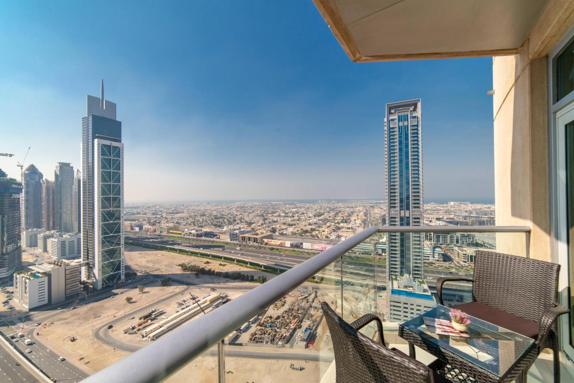 Icon Casa Living - Super Loft West Tower Lägenhet Dubai Exteriör bild